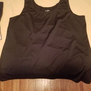 4 tank tops, 2x